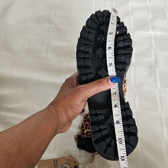 Design Lab Lord & Taylor Brown Combat Boots - Picture 9 of 16